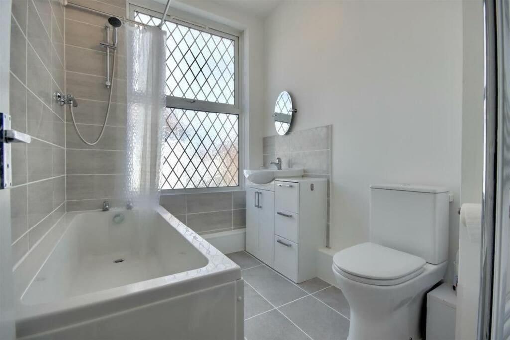 Improved Private House In Location Portsmouth